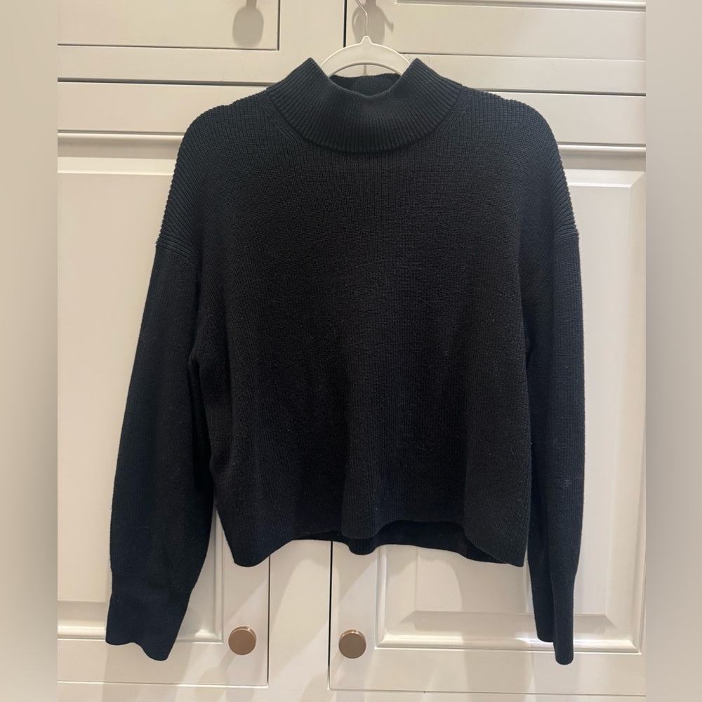 Lululemon Black Sweater, Women’s size 10